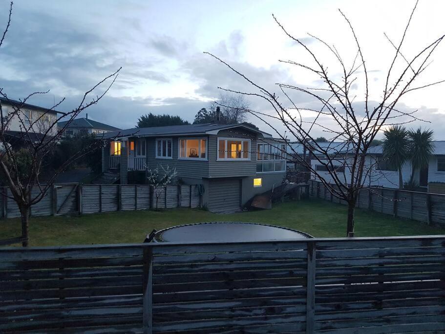 Adventurers Retreat Villa Taupo Eksteriør bilde